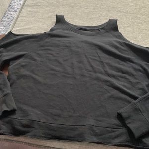 Victoria sport black copped top size medium